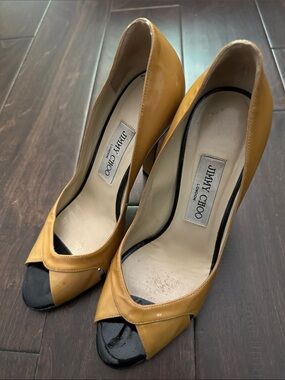 Jimmy Choo Yellow and Black Peep-Toe Pumps